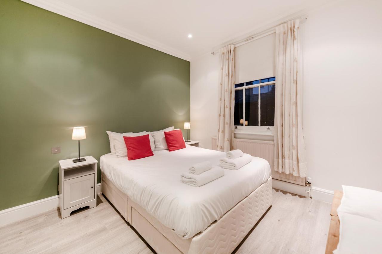 Lovely 2 Bedroom Flat In The Heart Of Chelsea London Exteriör bild
