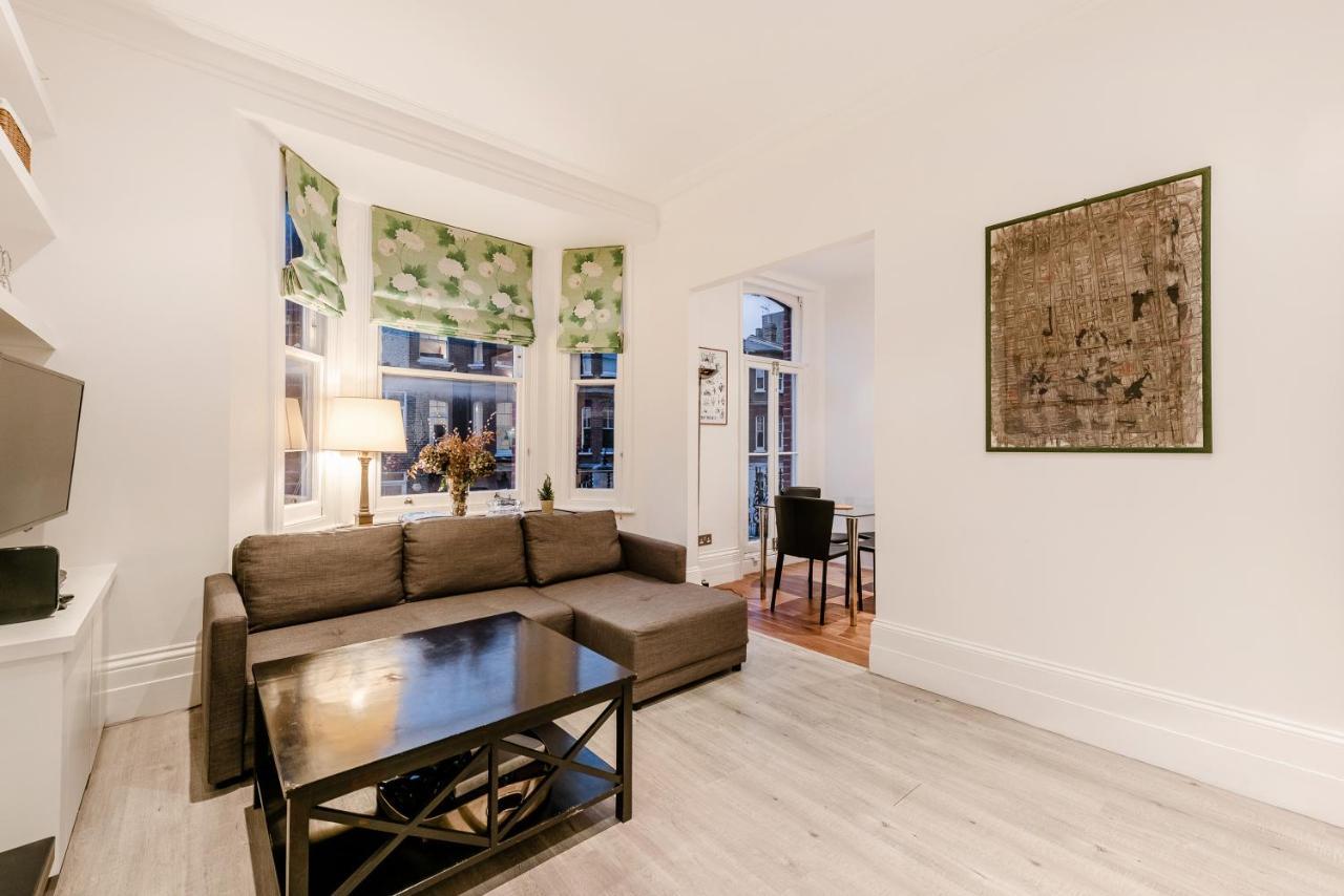 Lovely 2 Bedroom Flat In The Heart Of Chelsea London Exteriör bild