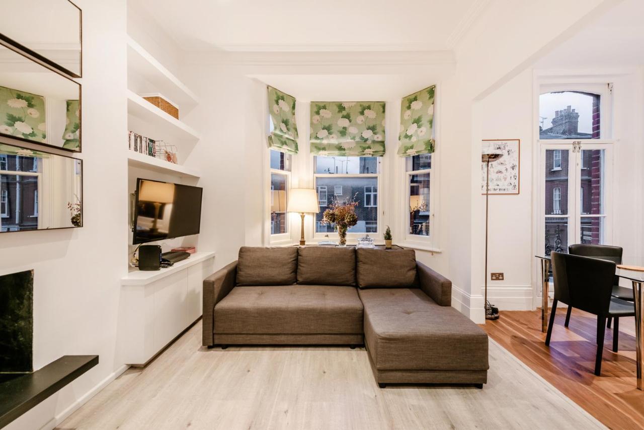 Lovely 2 Bedroom Flat In The Heart Of Chelsea London Exteriör bild
