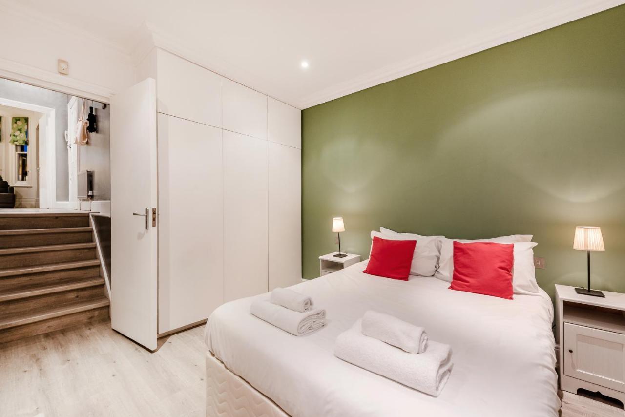 Lovely 2 Bedroom Flat In The Heart Of Chelsea London Exteriör bild