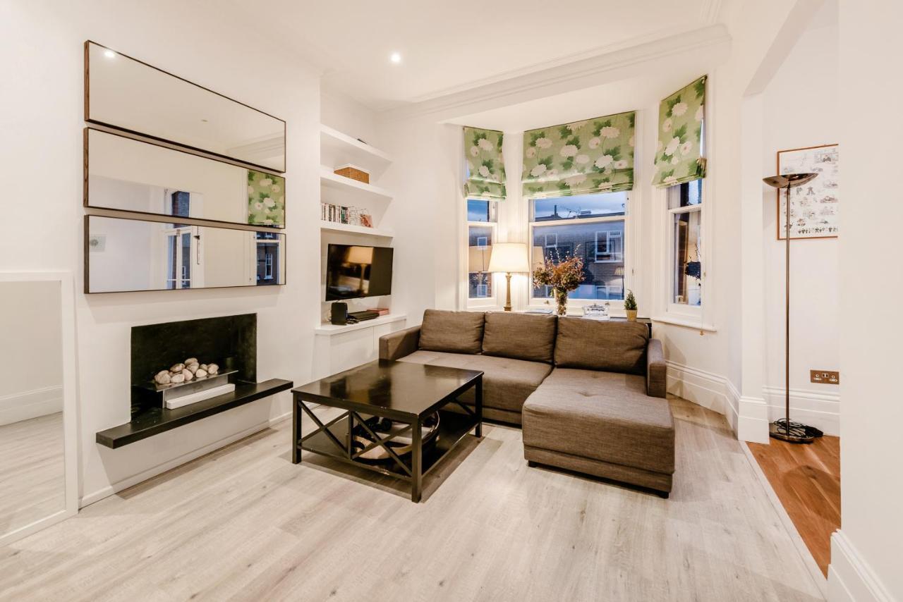 Lovely 2 Bedroom Flat In The Heart Of Chelsea London Exteriör bild